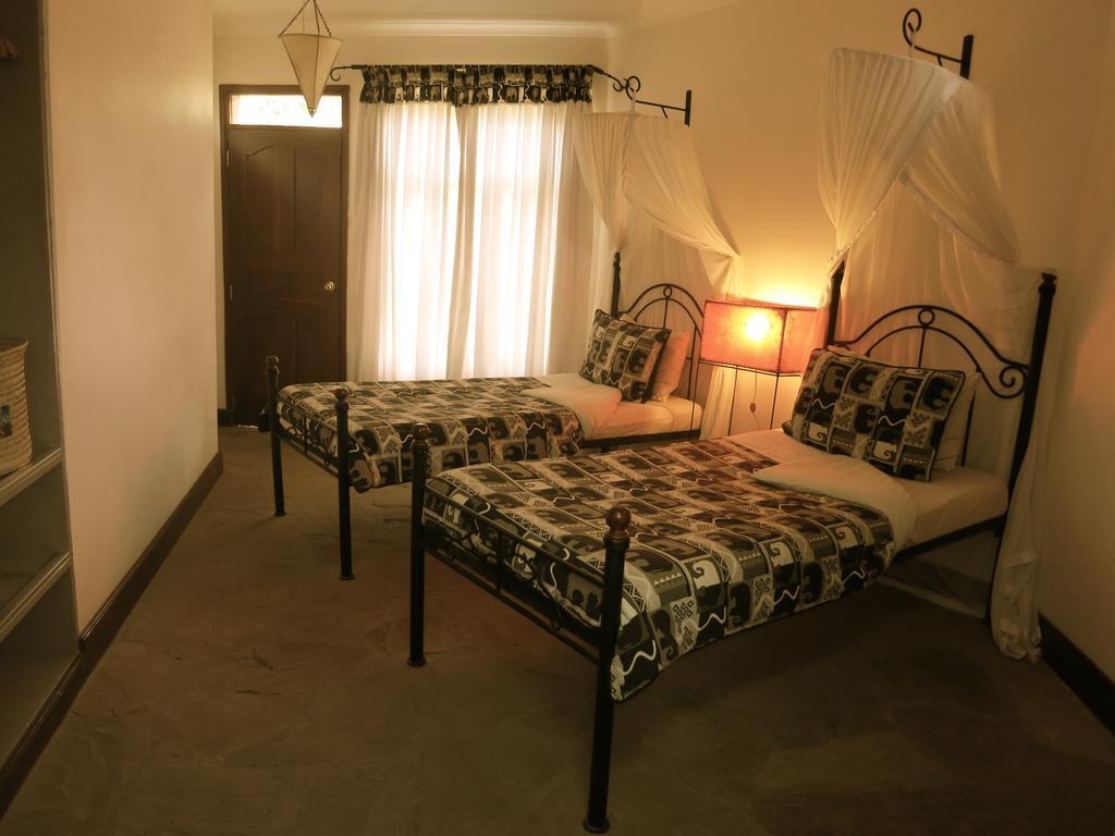 Ahadi Lodge Arusha Oda fotoğraf