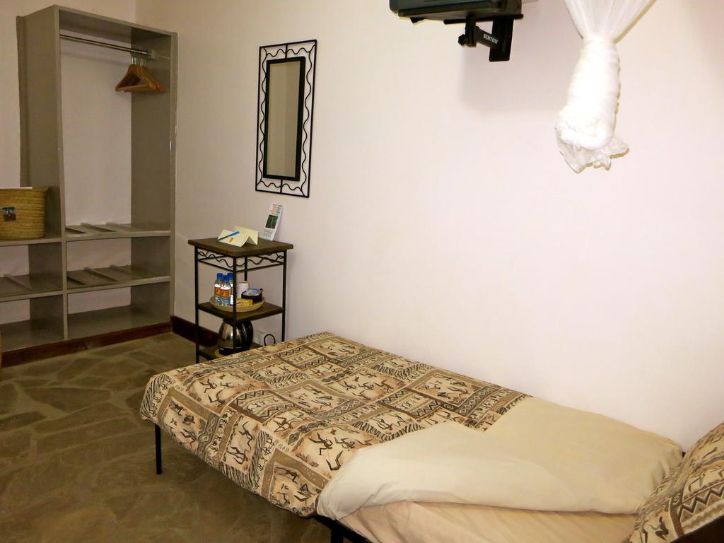 Ahadi Lodge Arusha Oda fotoğraf